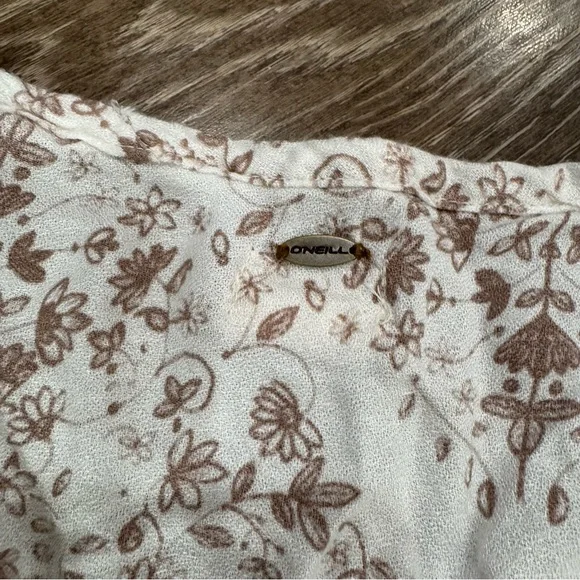 O'Neill Panama Shift  Dress in Cream and Brown Floral - Picture 6 of 7